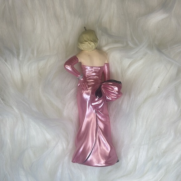Vintage Marilyn Monroe Hallmark Keepsake Christmas Ornament / NIB / 1997 - Picture 5 of 6